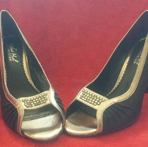 Ladies Shoes